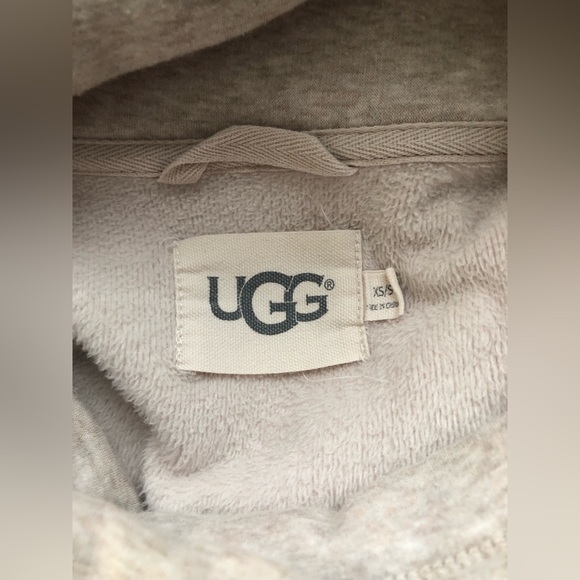 Ugg Women’s Cardigan Cover Up Thick Sweater Turtleneck Size XS/S - Picture 8 of 11